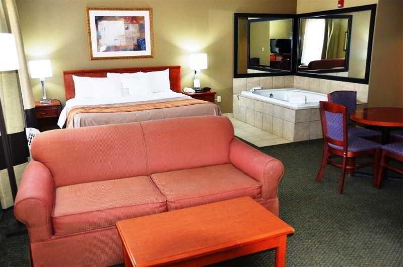 Comfort Inn Near Six Flags St Louis Pacific Exterior photo