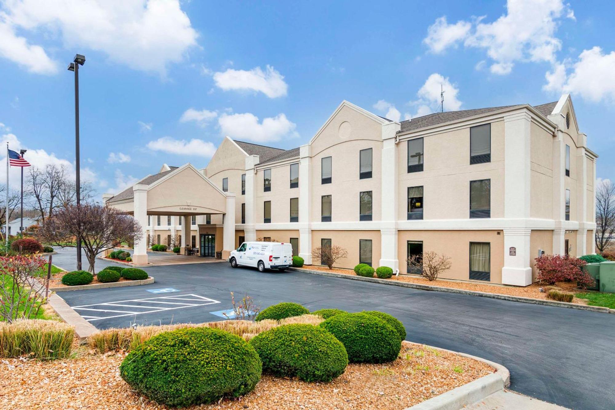 Comfort Inn Near Six Flags St Louis Pacific Exterior photo